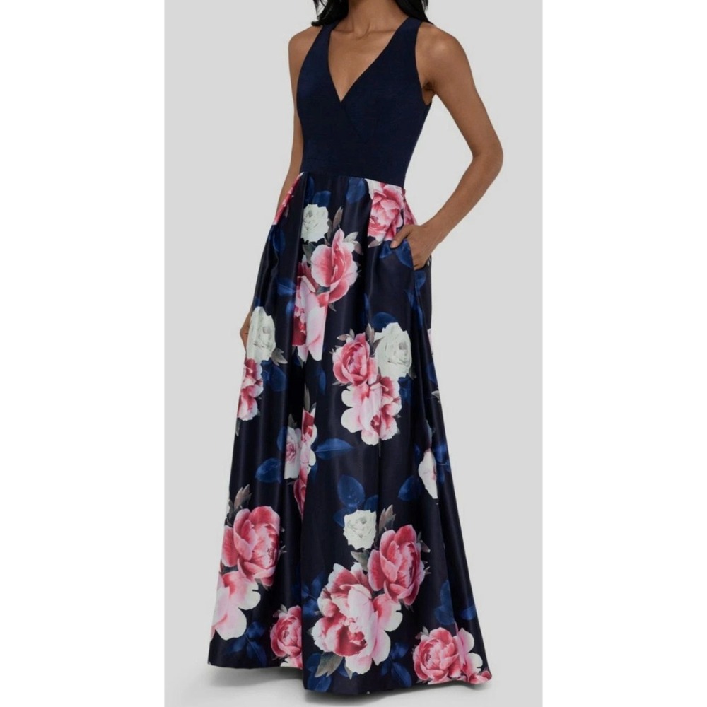 Xscape Mixed Media Gown Satin Floral Skirt VNeck Evening Dress 4 USA Made Pocket